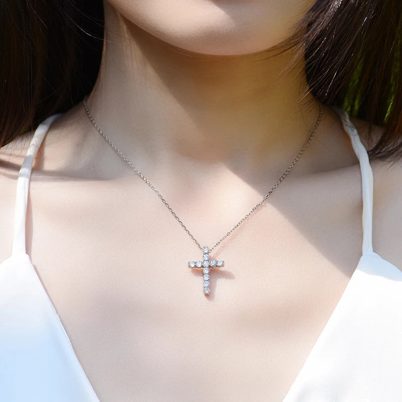 Mary Necklace